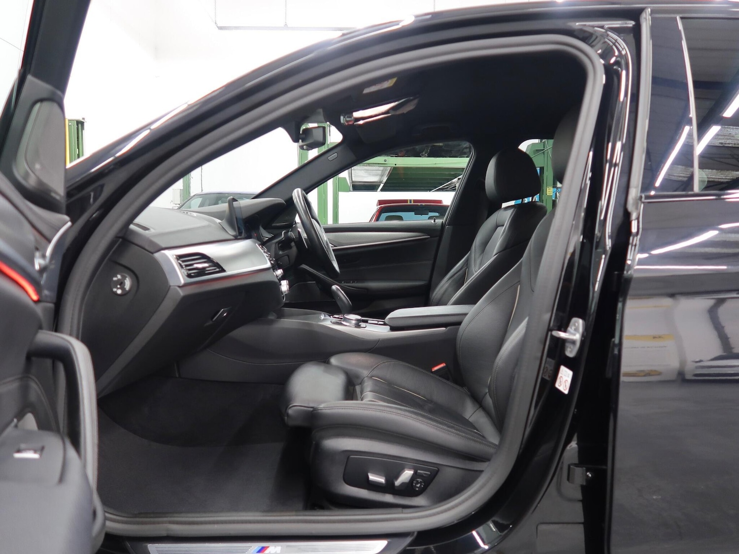 Used BMW 5 Series 2019 for sale - 76512020: Photo 44