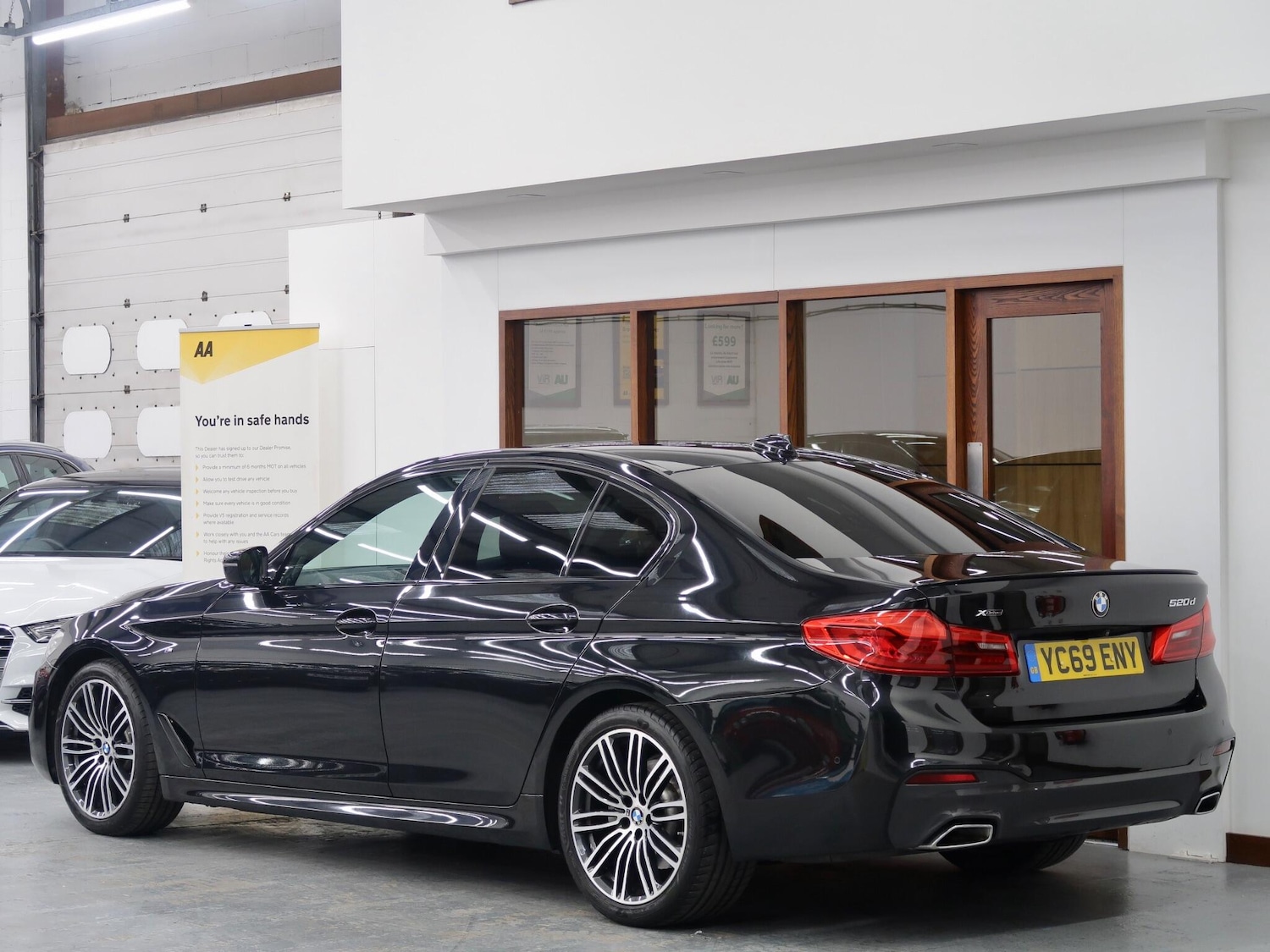 Used BMW 5 Series 2019 for sale - 76512020: Photo 5