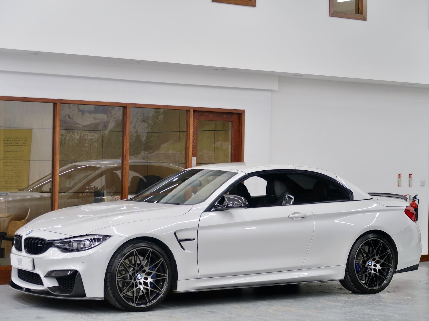 Used BMW M4 2018 for sale - 77001657: Photo 5