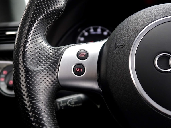 Used Audi RS4 Avant 2006 for sale - 72702302: Photo 11