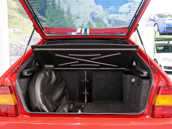 Used Lancia Delta 1995 for sale - 74895383: Photo 32