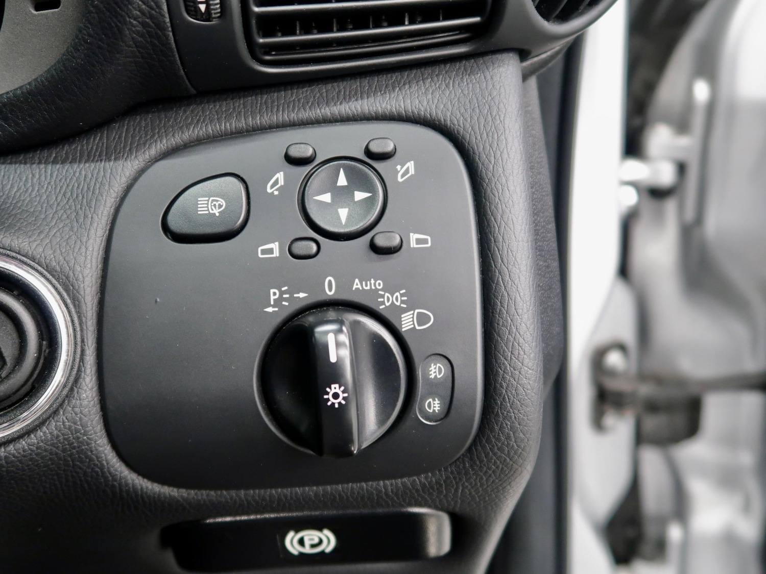 Used Mercedes-Benz C Class 2004 for sale - 77254823: Photo 25