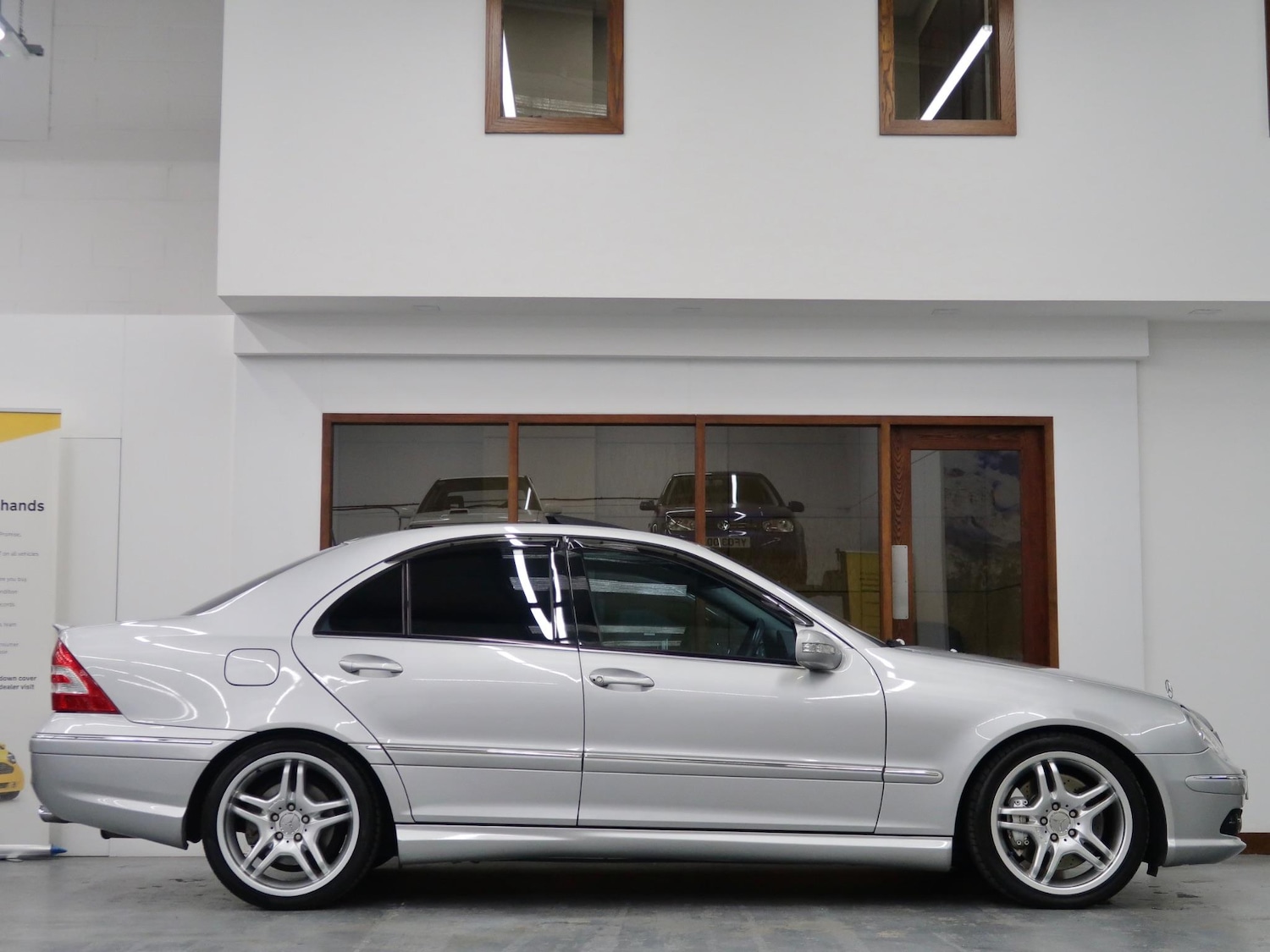 Used Mercedes-Benz C Class 2004 for sale - 77254823: Photo 9