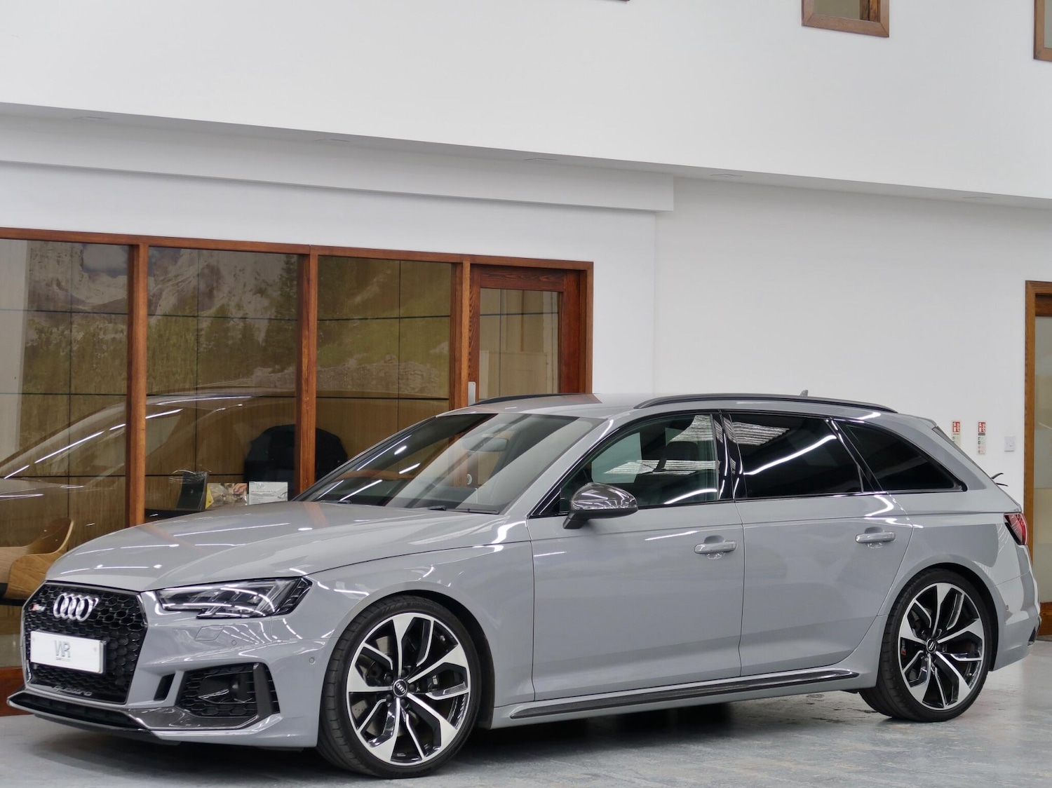 Used Audi RS4 Avant 2019 for sale - 76059564: Photo 3