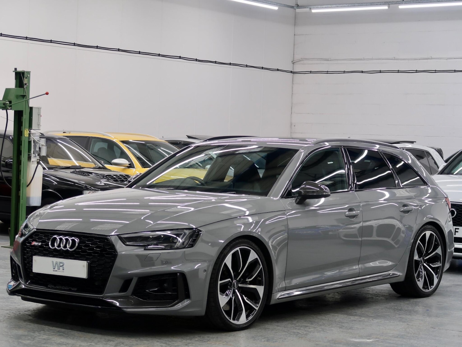 Used Audi RS4 Avant 2019 for sale - 76059564: Photo 5