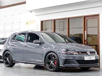 Used Volkswagen Golf 2019 for sale - 79780563: Photo