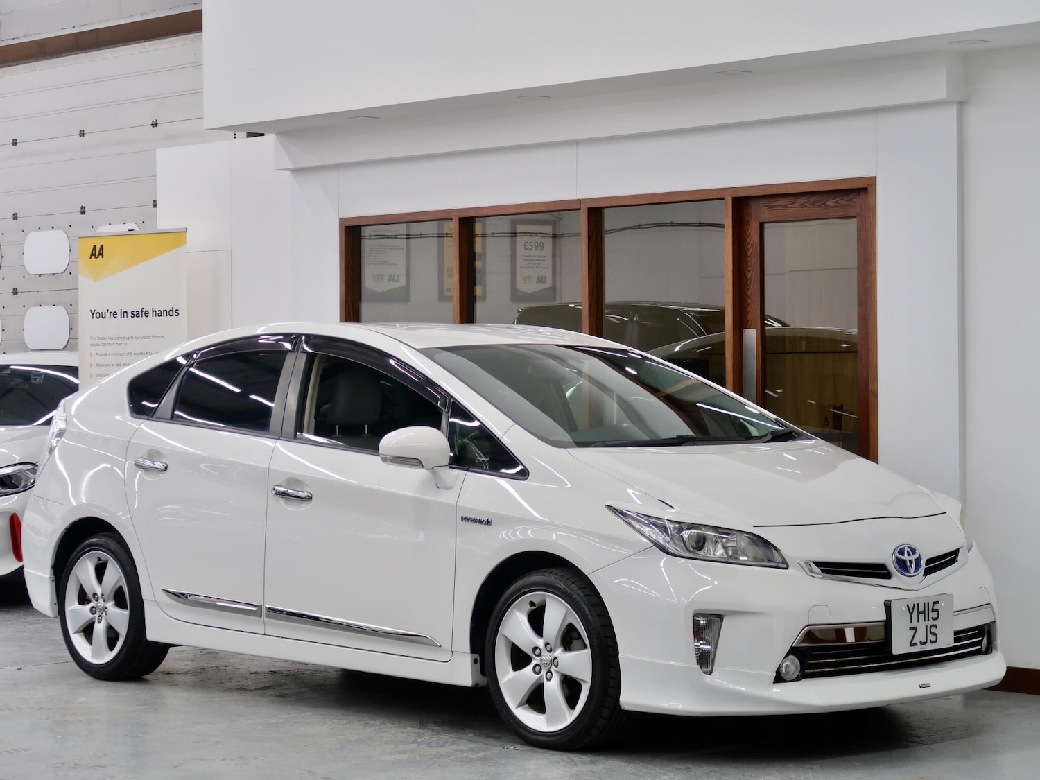 Used Toyota Prius 2025 for sale - 76823413: Photo 1