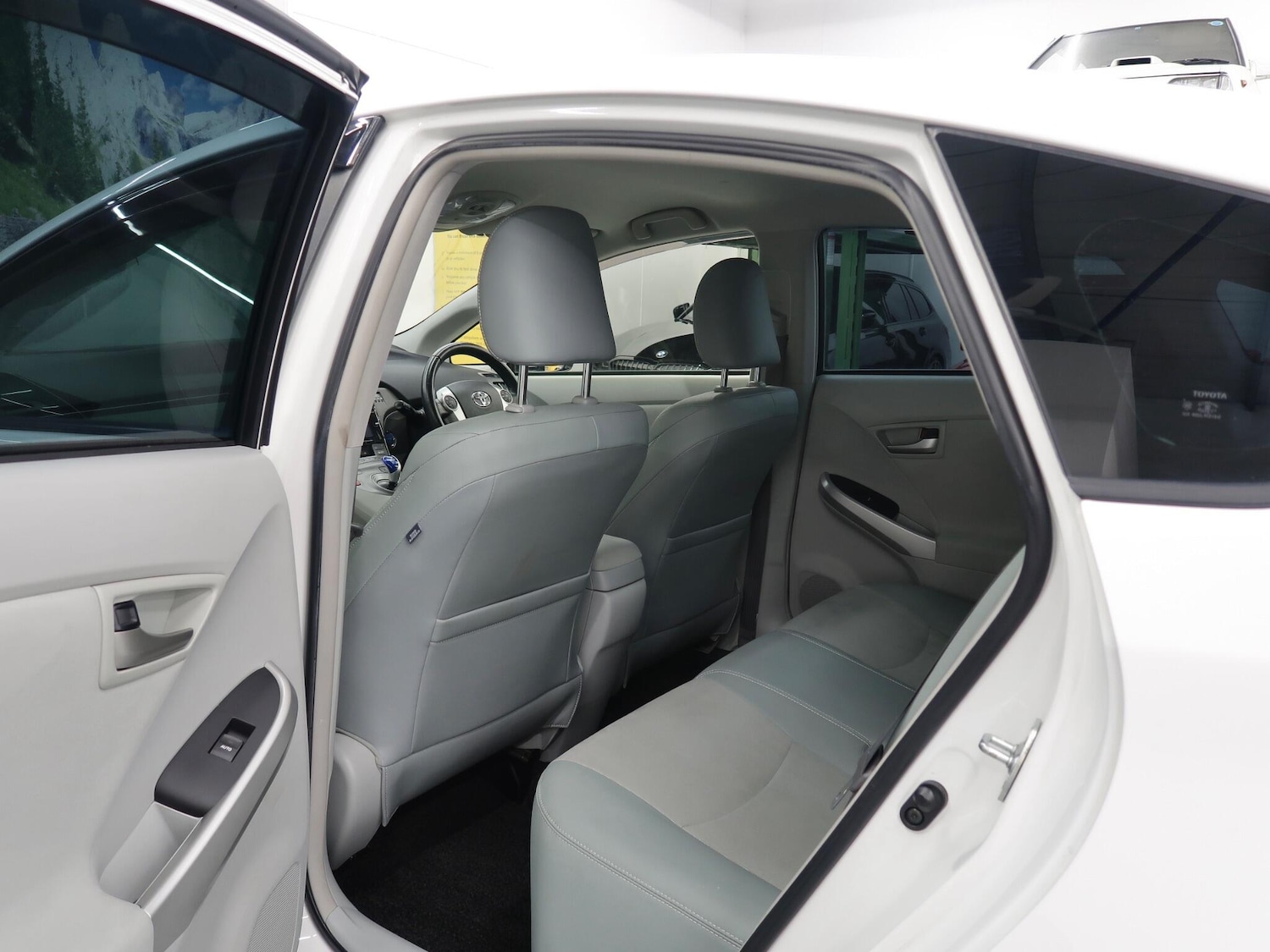 Used Toyota Prius 2025 for sale - 76823413: Photo 23