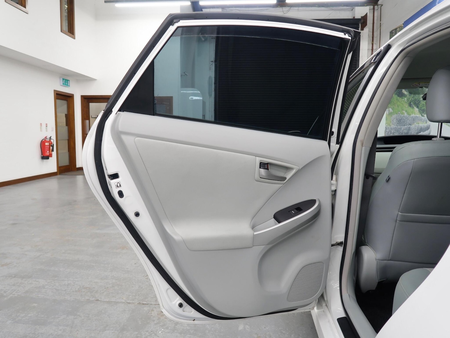 Used Toyota Prius 2025 for sale - 76823413: Photo 32