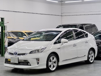 Used Toyota Prius 2015 for sale - 76823413: Photo
