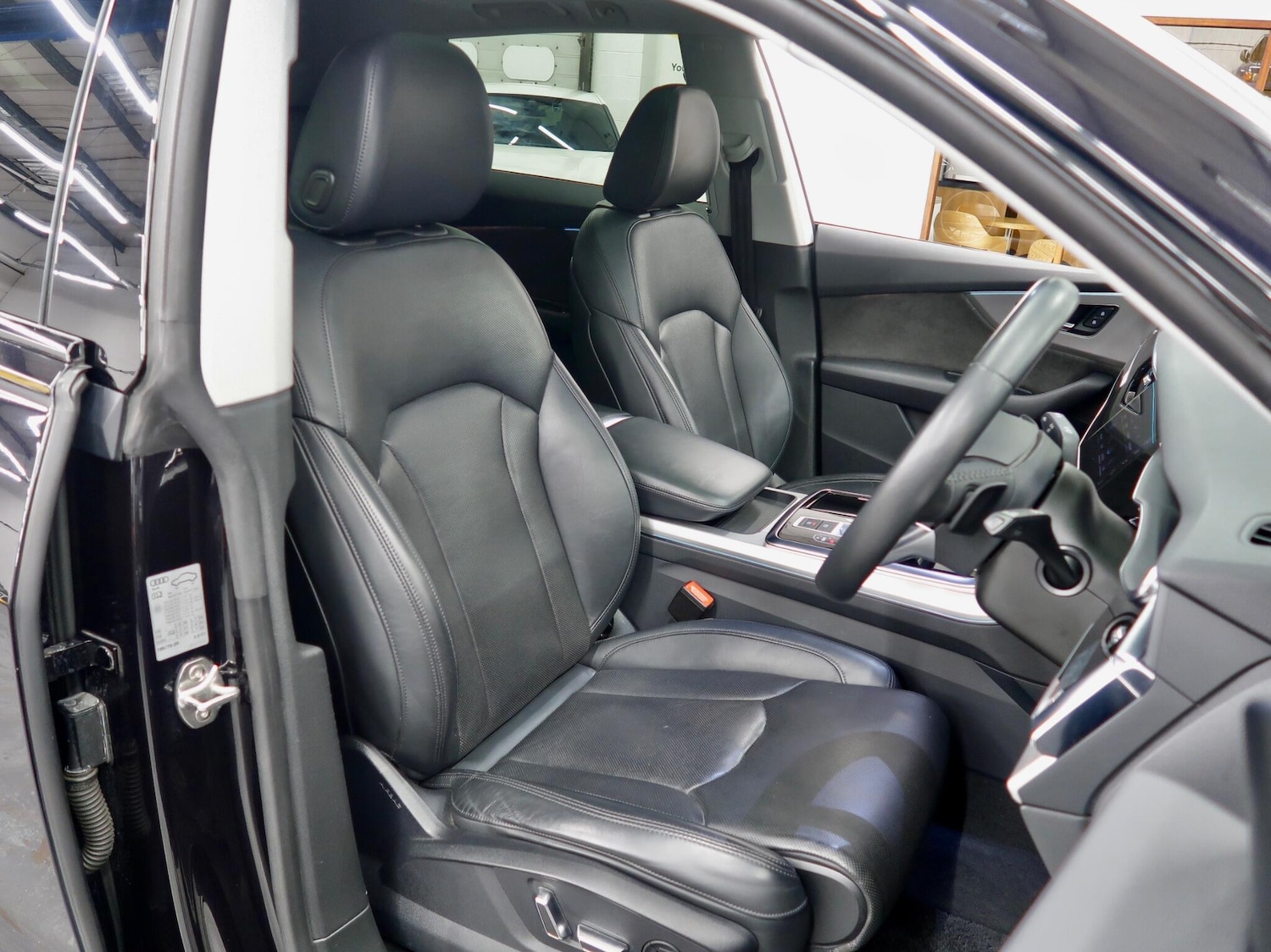 Used Audi Q8 2019 for sale - 76975610: Photo 19