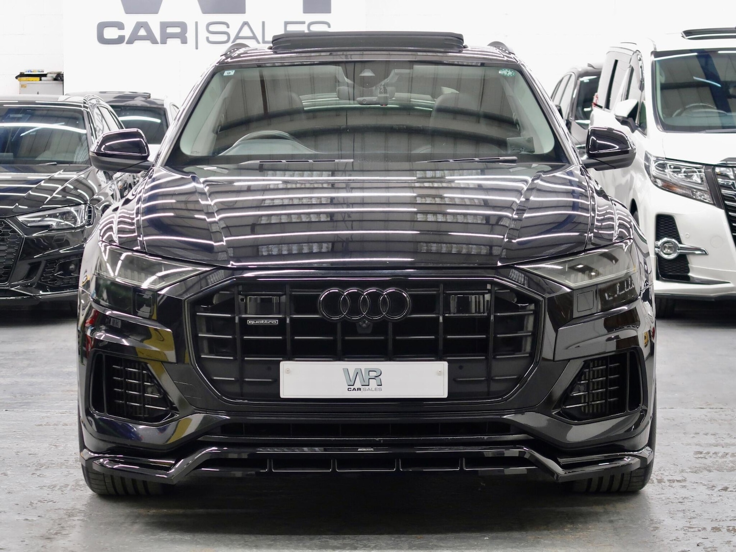 Used Audi Q8 2019 for sale - 76975610: Photo 2