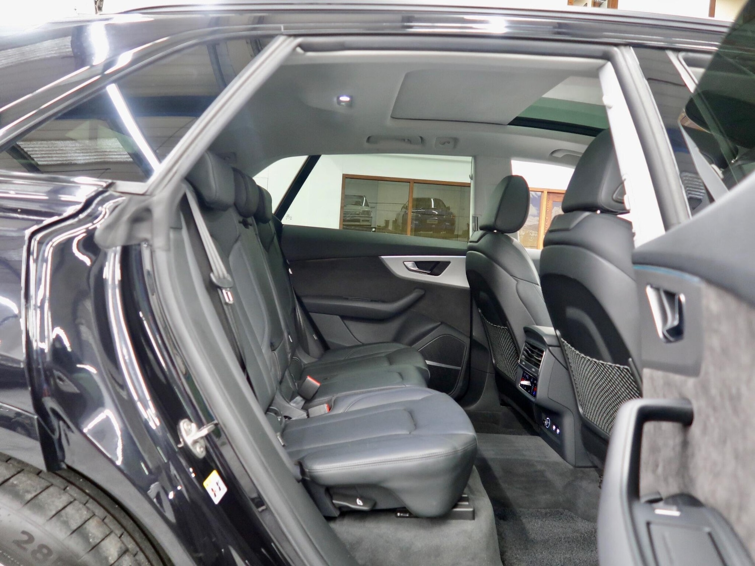 Used Audi Q8 2019 for sale - 76975610: Photo 28