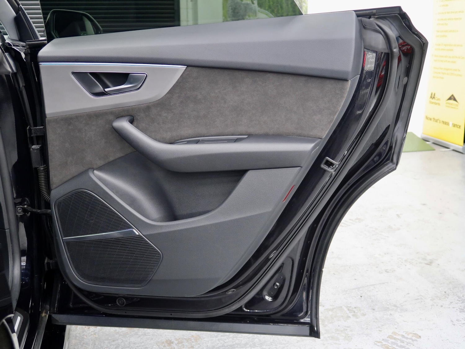 Used Audi Q8 2019 for sale - 76975610: Photo 33