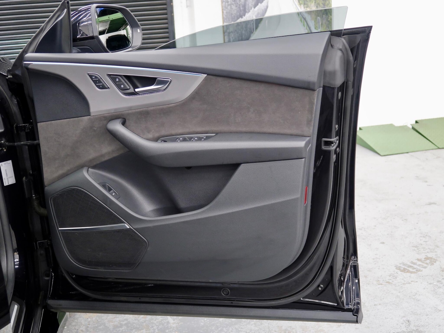 Used Audi Q8 2019 for sale - 76975610: Photo 34