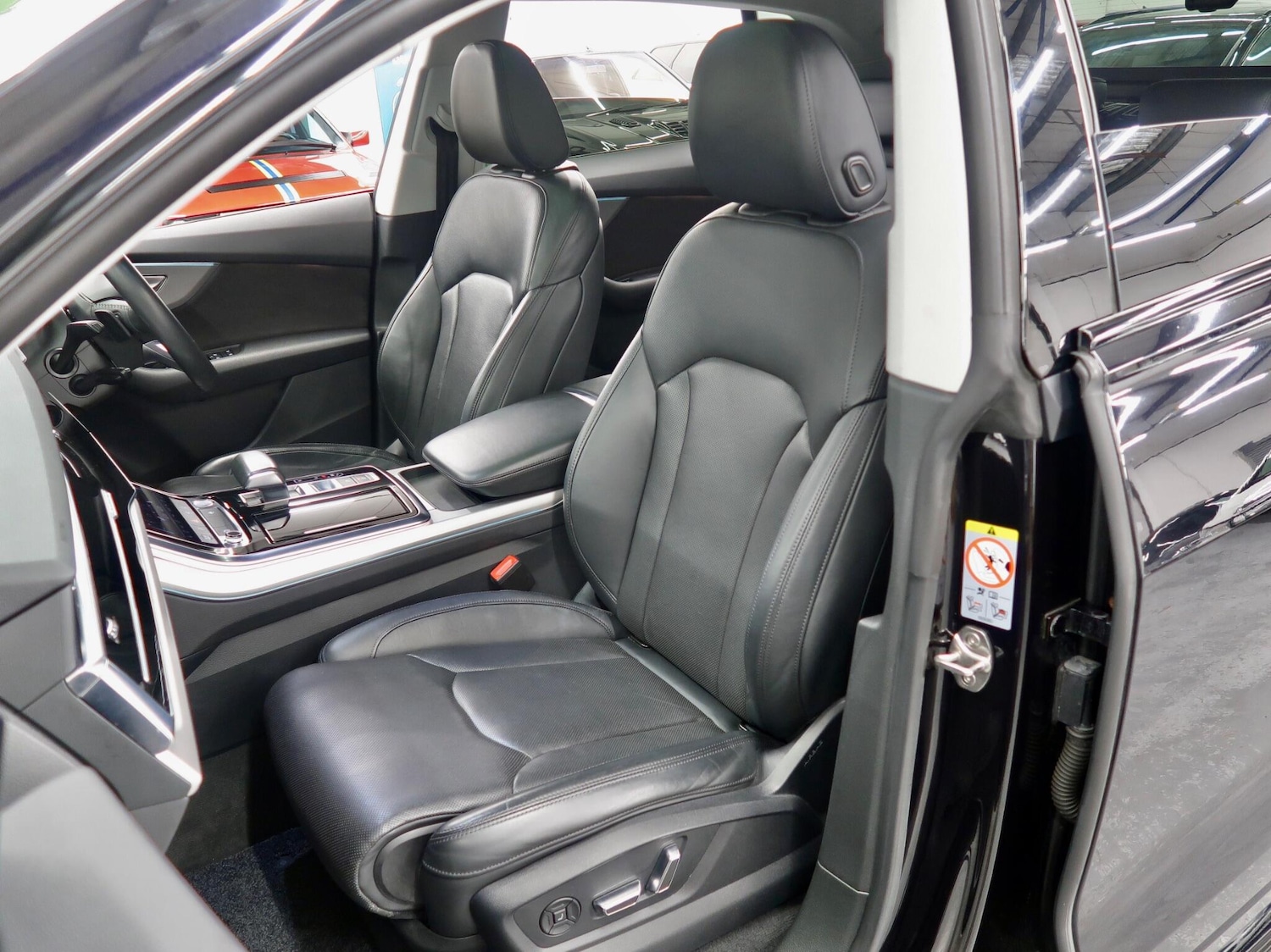 Used Audi Q8 2019 for sale - 76975610: Photo 43