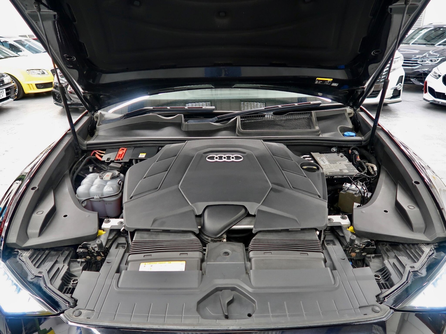 Used Audi Q8 2019 for sale - 76975610: Photo 48