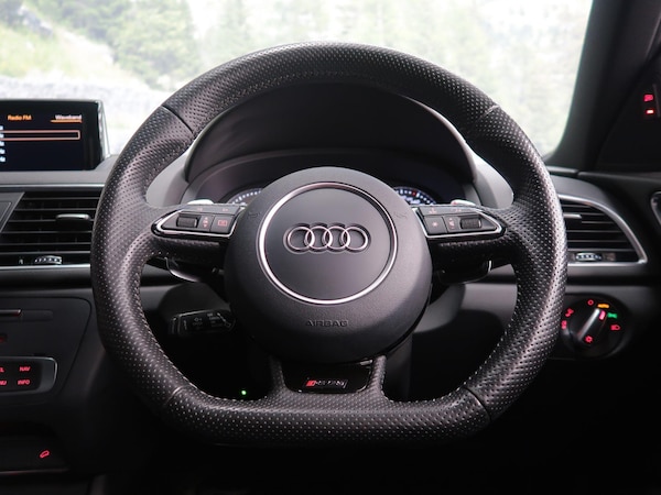 Used Audi RS Q3 2015 for sale - 73799449: Photo 11