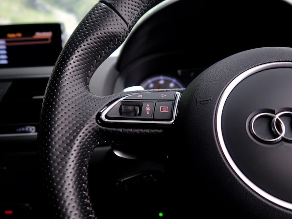 Used Audi RS Q3 2015 for sale - 73799449: Photo 12