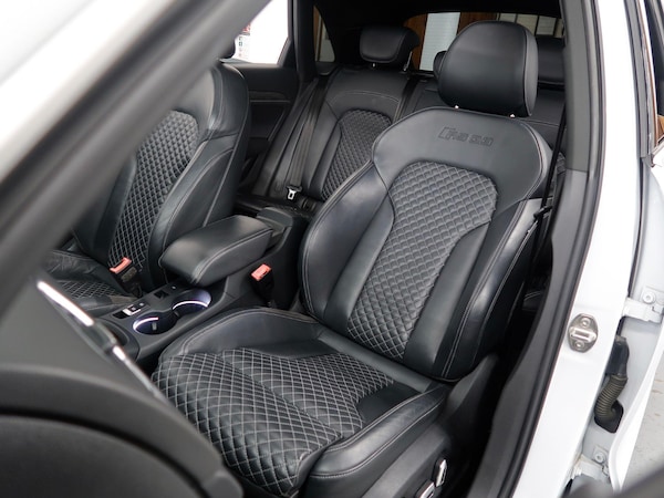 Used Audi RS Q3 2015 for sale - 73799449: Photo 38