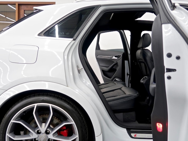 Used Audi RS Q3 2015 for sale - 73799449: Photo 44