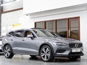 Volvo V60 Cross Country feature image