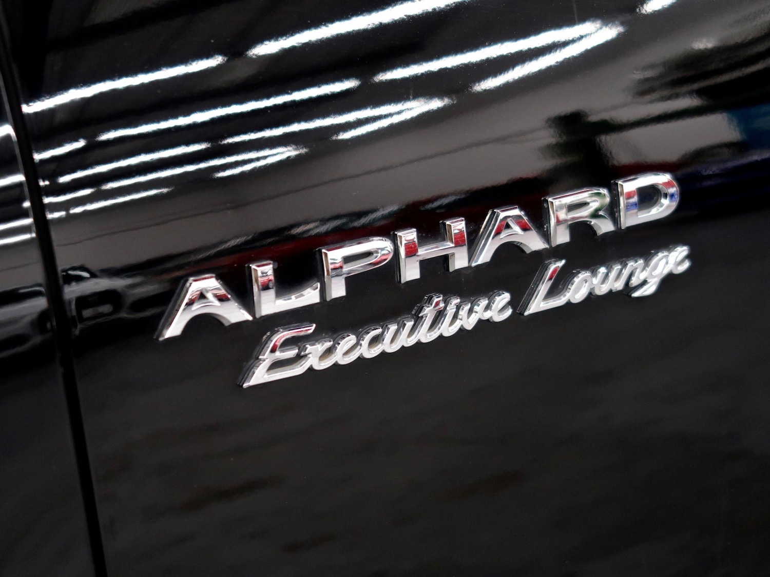 Used Toyota Alphard 2024 for sale - 77001659: Photo 54