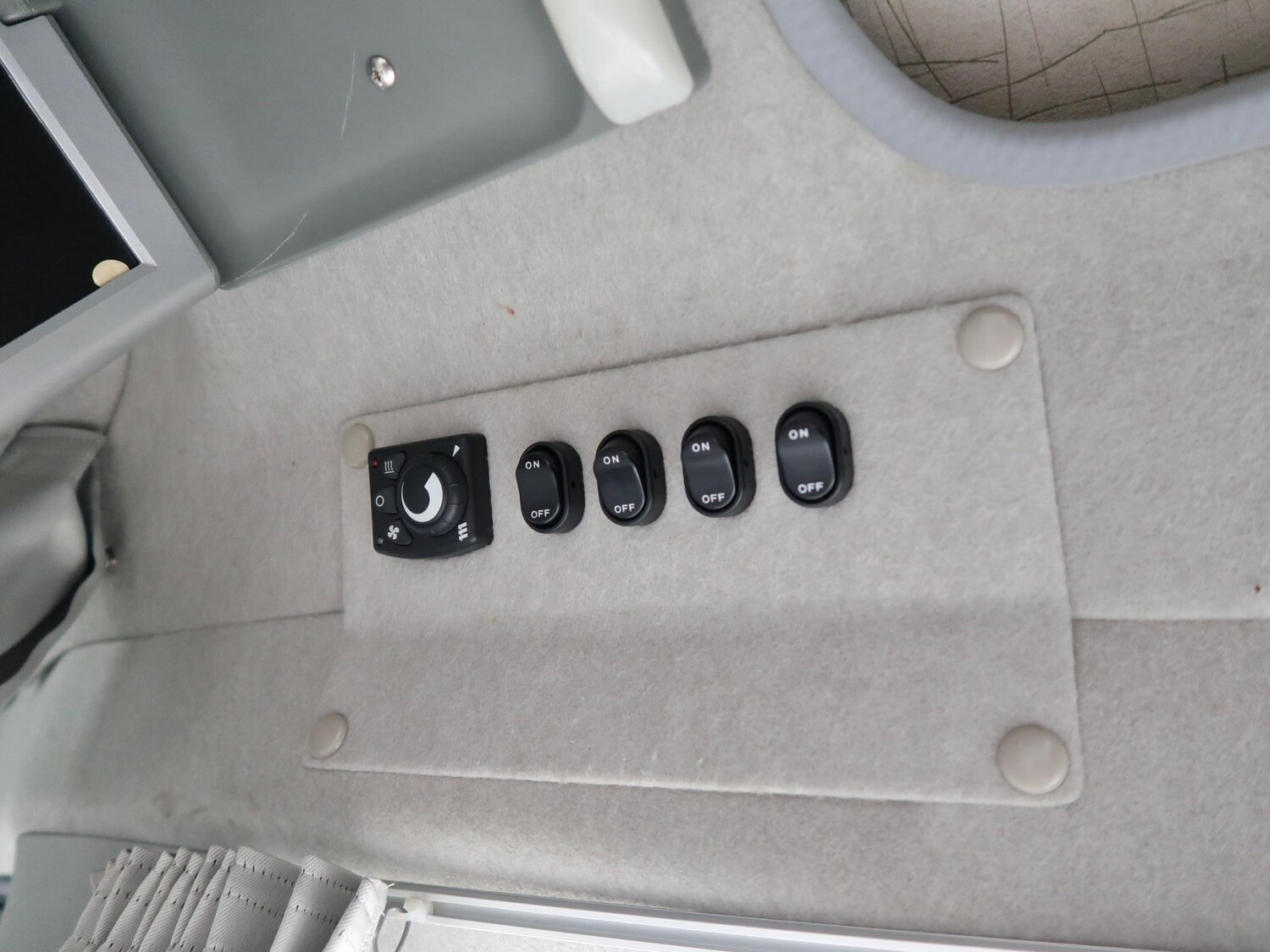 Used Toyota HiAce for sale - 77574836: Photo 23