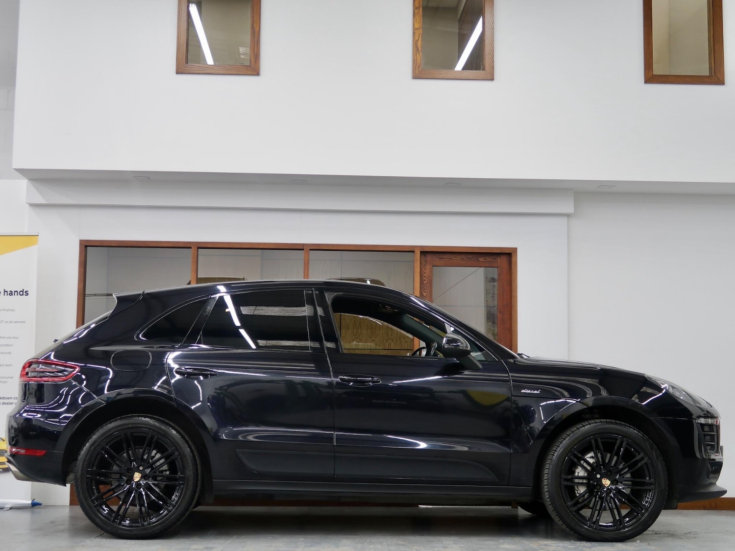 Used Porsche Macan for sale - 76512637: Photo 12