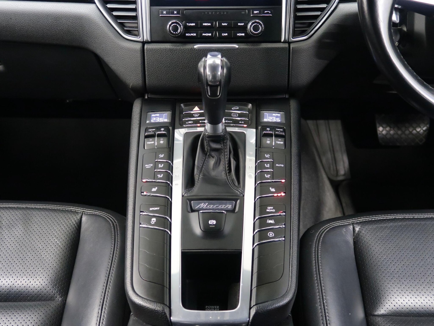 Used Porsche Macan for sale - 76512637: Photo 15