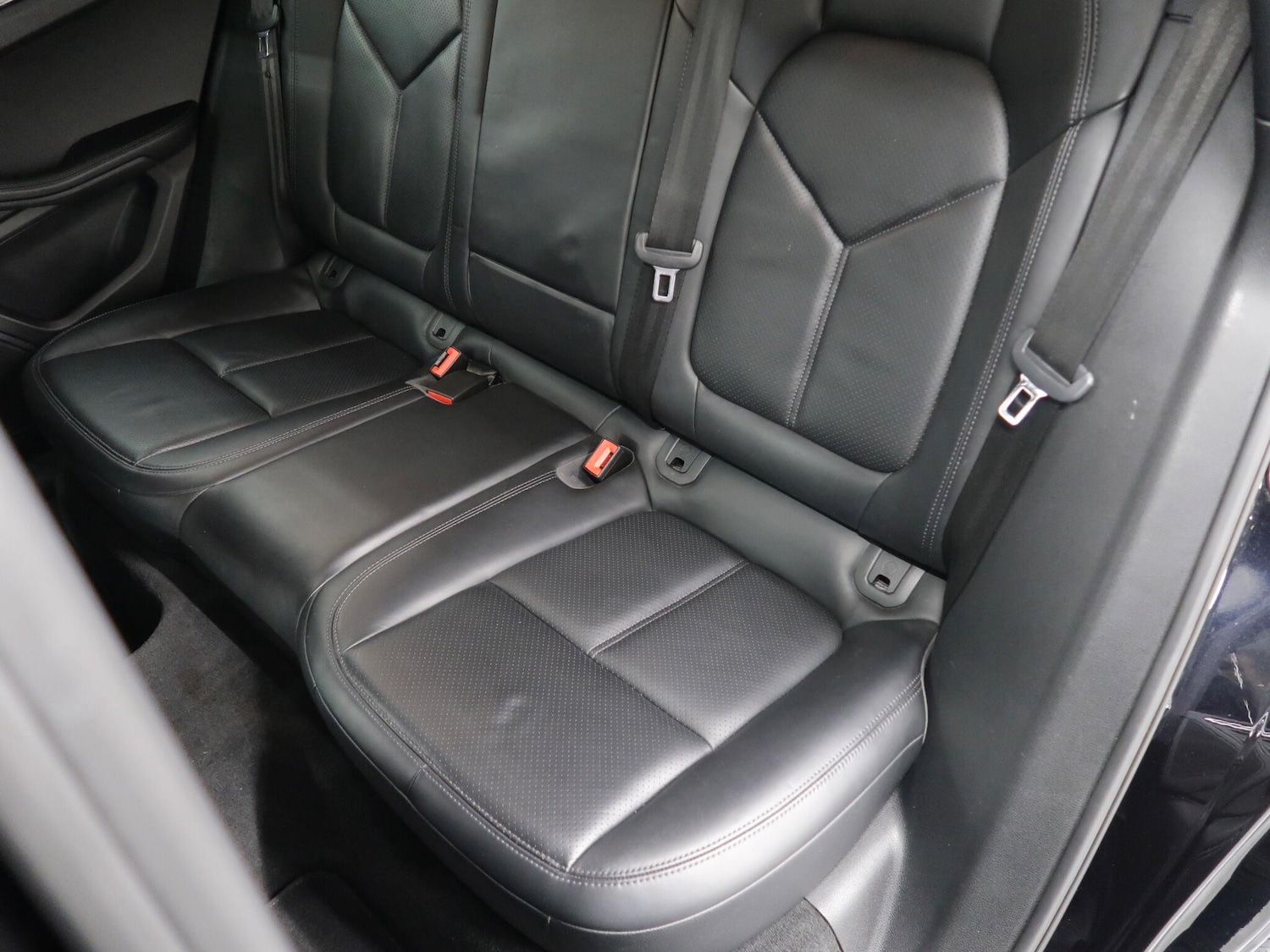 Used Porsche Macan for sale - 76512637: Photo 23