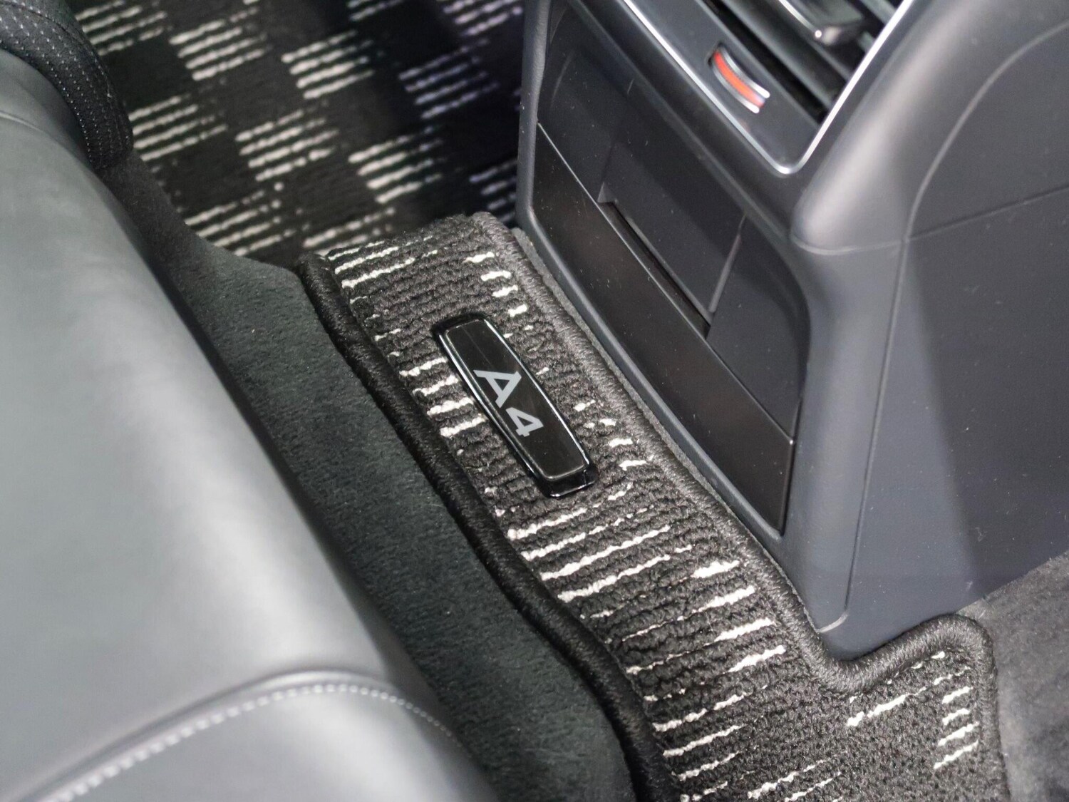 Used Audi A4 2025 for sale - 77001654: Photo 34