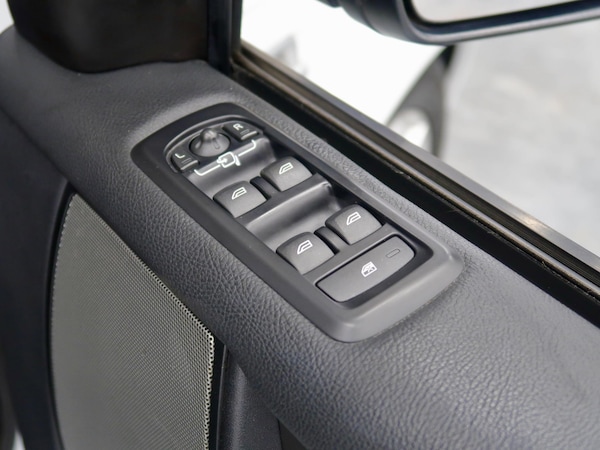Used Land Rover Discovery 4 2013 for sale - 74323966: Photo 16