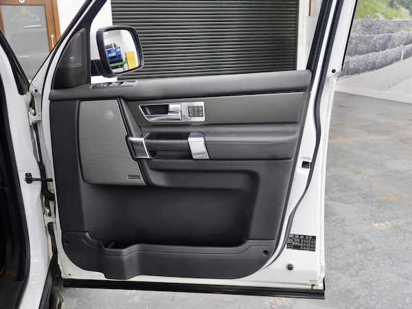 Used Land Rover Discovery 4 2013 for sale - 74323966: Photo 18