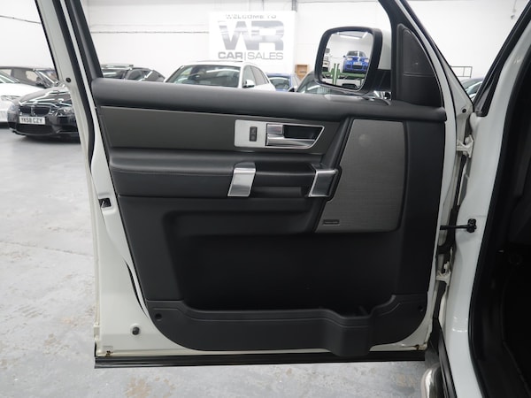 Used Land Rover Discovery 4 2013 for sale - 74323966: Photo 20