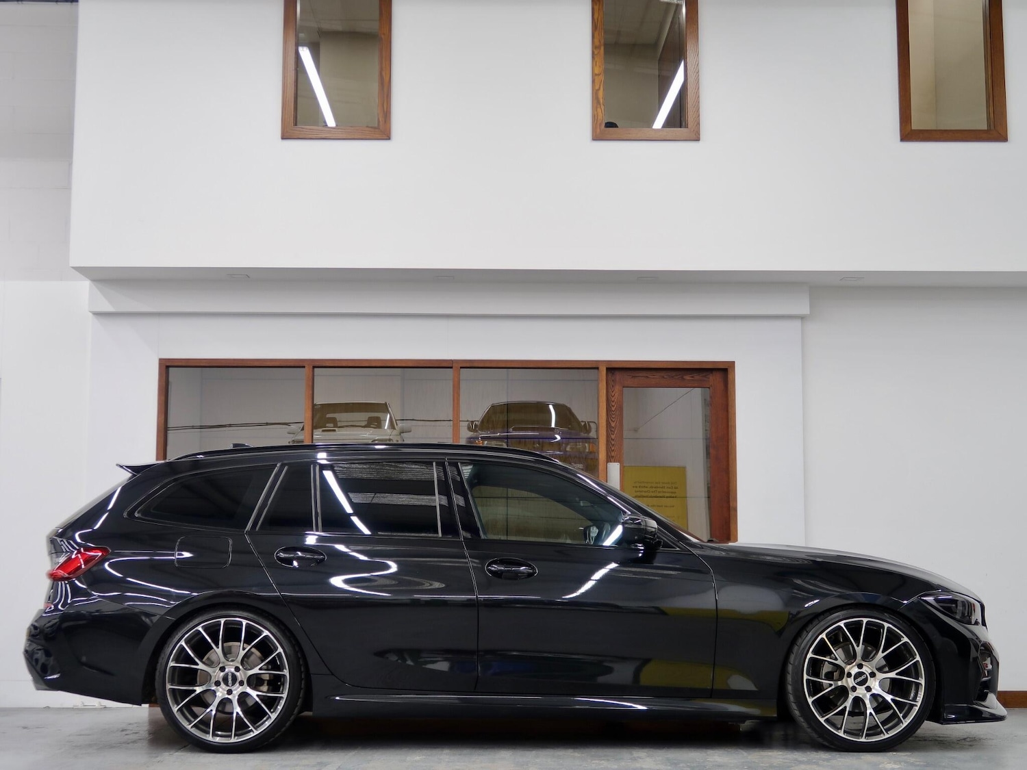 Used BMW 3 Series 2025 for sale - 77001655: Photo 10