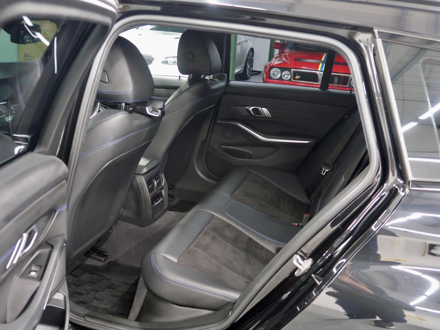 Used BMW 3 Series 2025 for sale - 77001655: Photo 23