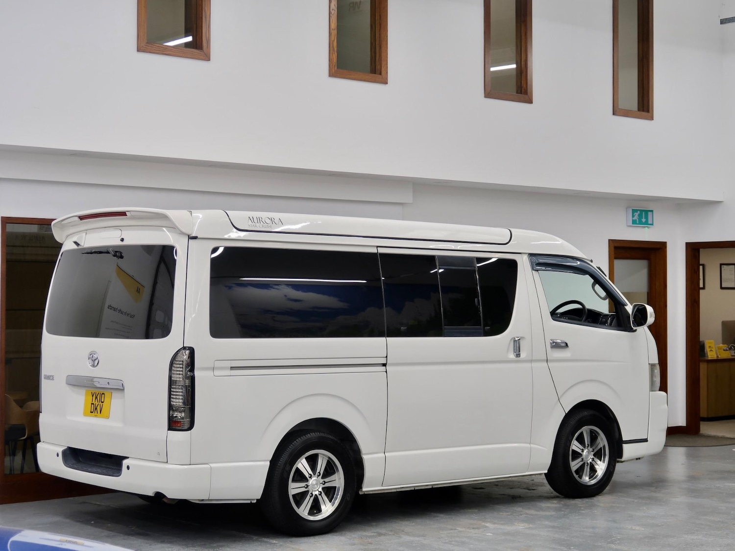 Used Toyota HiAce 2025 for sale - 77001649: Photo 12