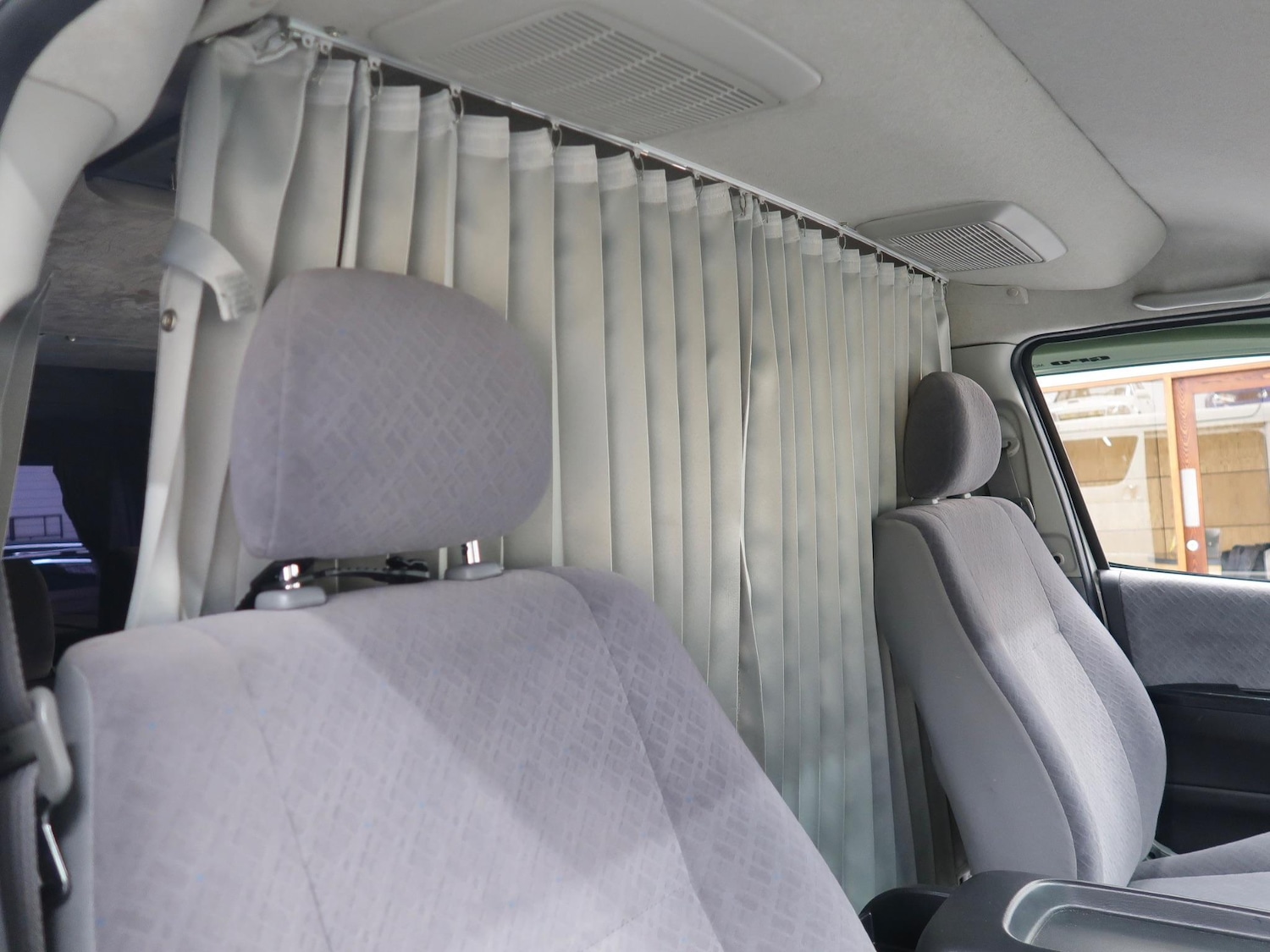 Used Toyota HiAce 2025 for sale - 77001649: Photo 20