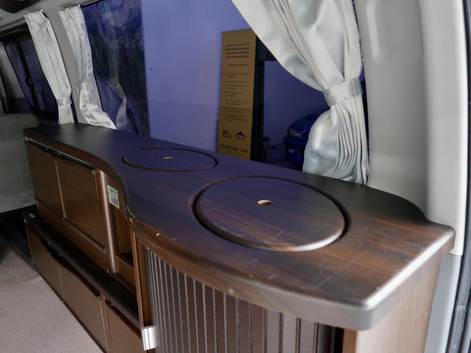 Used Toyota HiAce 2025 for sale - 77001649: Photo 25