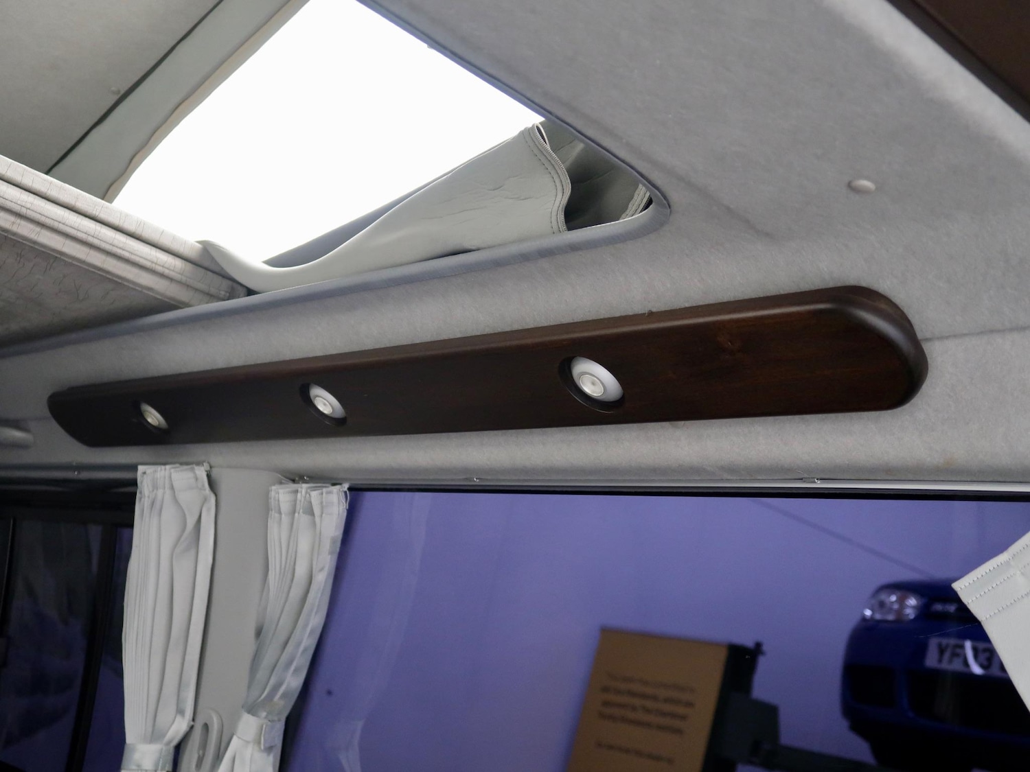 Used Toyota HiAce 2025 for sale - 77001649: Photo 29