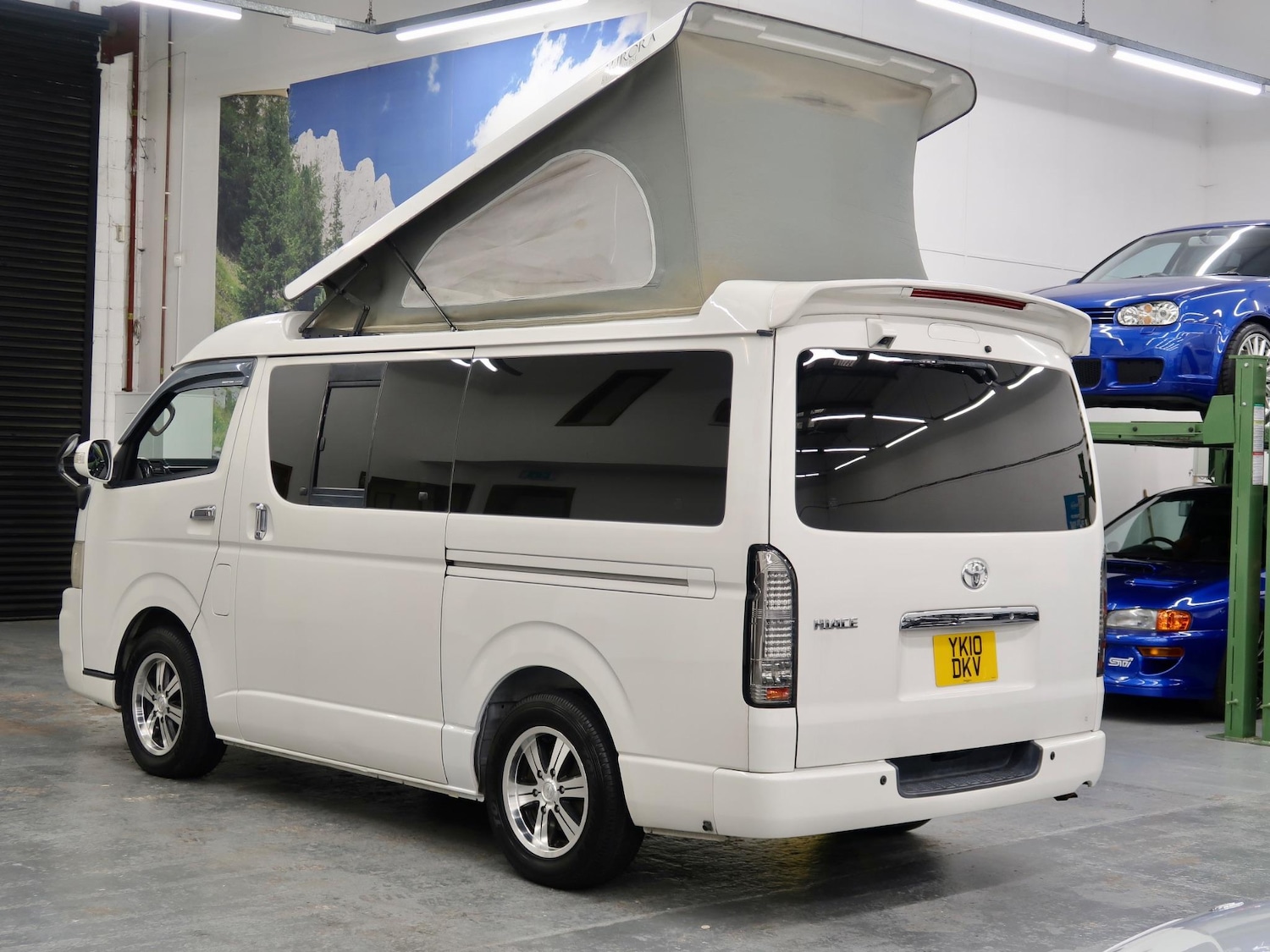 Used Toyota HiAce 2025 for sale - 77001649: Photo 6