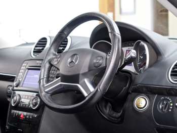 Used Mercedes-Benz M-Class 2009 for sale - 72407031: Photo