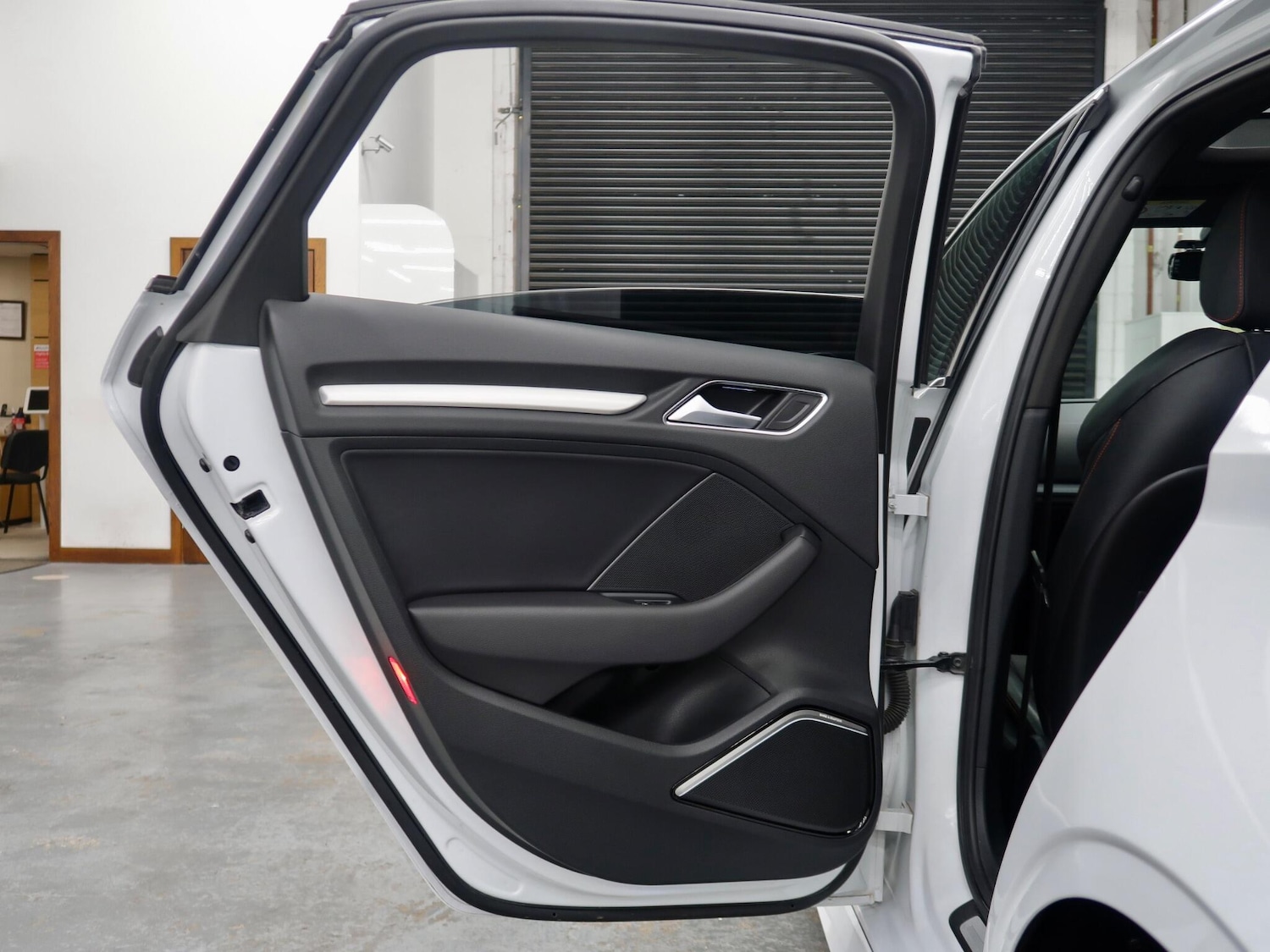 Used Audi S3 for sale - 77684057: Photo 35