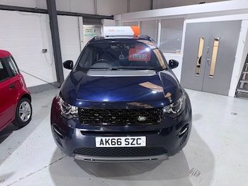 Used Land Rover Discovery Sport 2016 for sale - 79452947: Photo