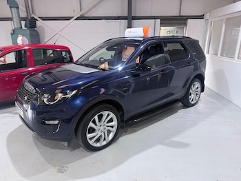 Used Land Rover Discovery Sport 2016 for sale - 79452947: Photo