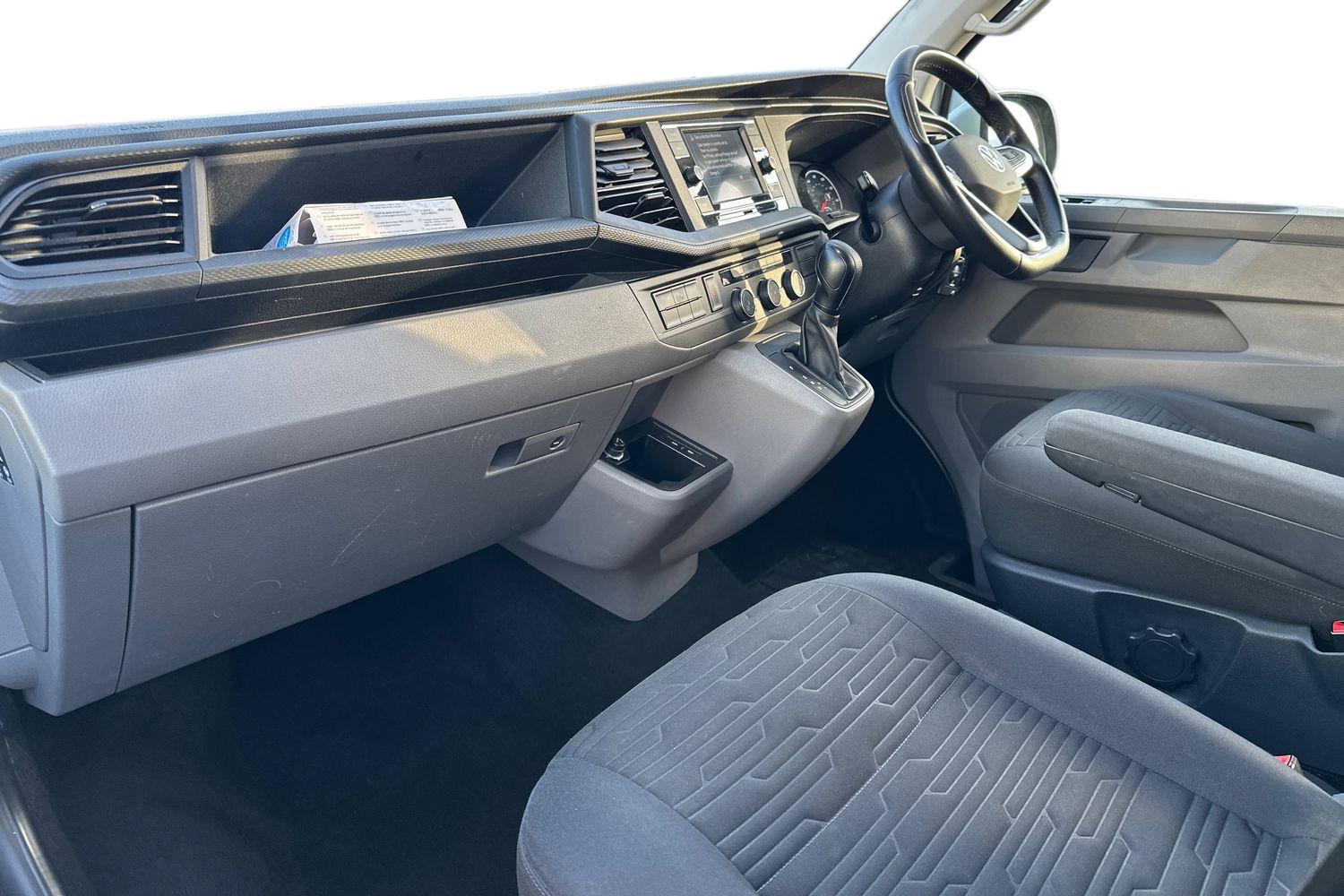 Used Volkswagen Transporter Shuttle 2020 for sale - 77193301: Photo 2