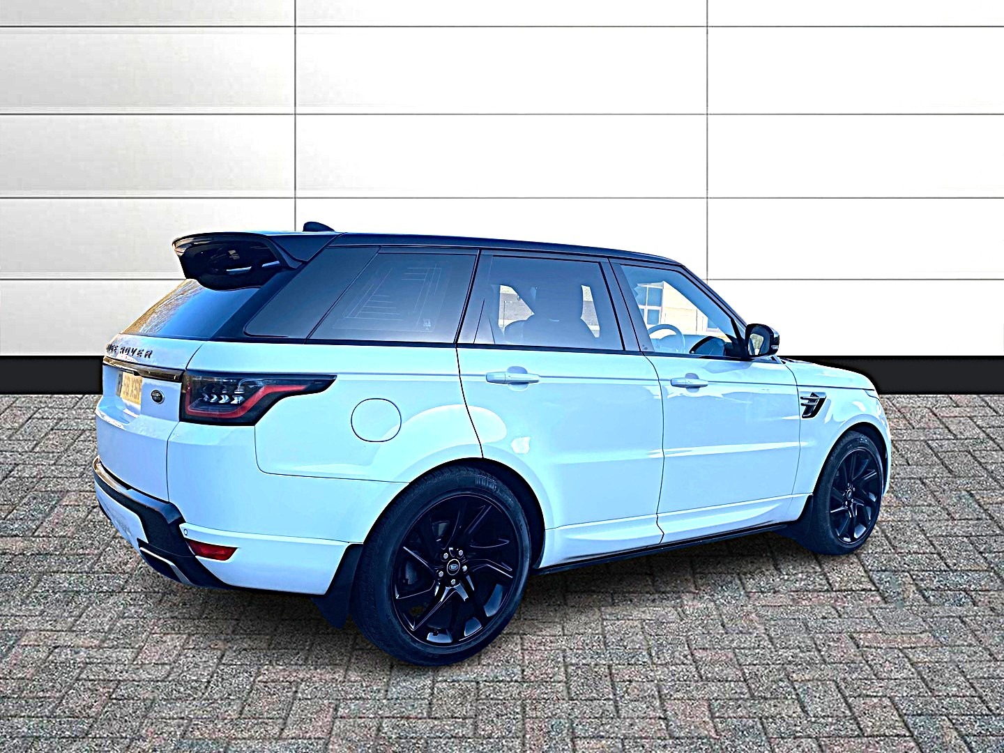 Used Land Rover Range Rover Sport 2018 for sale - 77718790: Photo 2