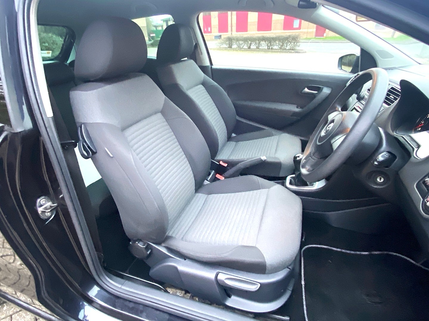 Used Volkswagen Polo 2013 for sale - 77036214: Photo 14