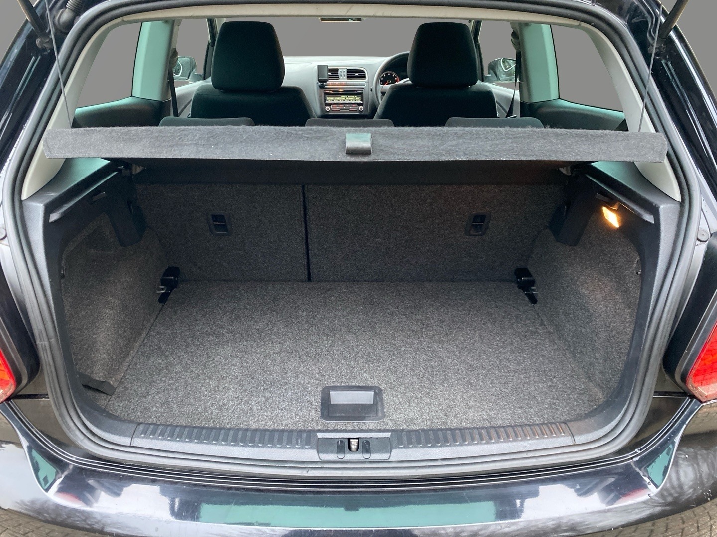 Used Volkswagen Polo 2013 for sale - 77036214: Photo 27